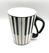 Hrnek keramický klaviatura