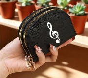 Stylová černá peněženka s potiskem houslový klíč