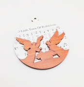 Dřevěná kulatá ozdoba na stromeček O Little Town of Bethlehem - Ó malé město Betlém