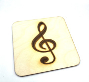 Dřevěný podtácek pod sklenici - houslový klíč