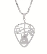 Náhrdelník ve tvaru trsátka na kytaru