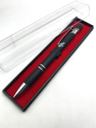 Černé pero v dárkové krabičce houslový klíč