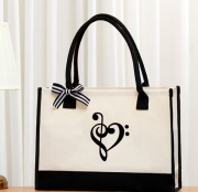 Velká černo-bílá taška s motivem hudební srdce
